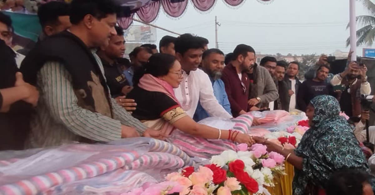 মায়ের শোককে শক্তিতে রূপান্তরিত করে মানবসেবার অনন্য দৃষ্টান্ত