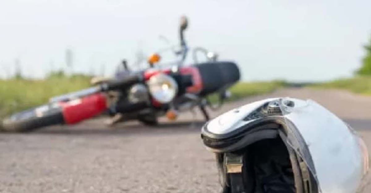 মহেশপুরে পিকাপ ভ্যানের চাকায় পিষ্ট হয়ে যুবকের মৃত্যু