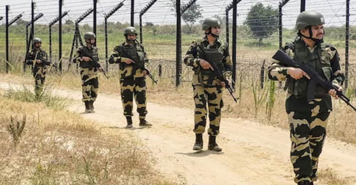 বাংলাদেশ-ভারত সীমান্তে ‘অপস অ্যালার্ট’ মহড়া শুরু বিএসএফের