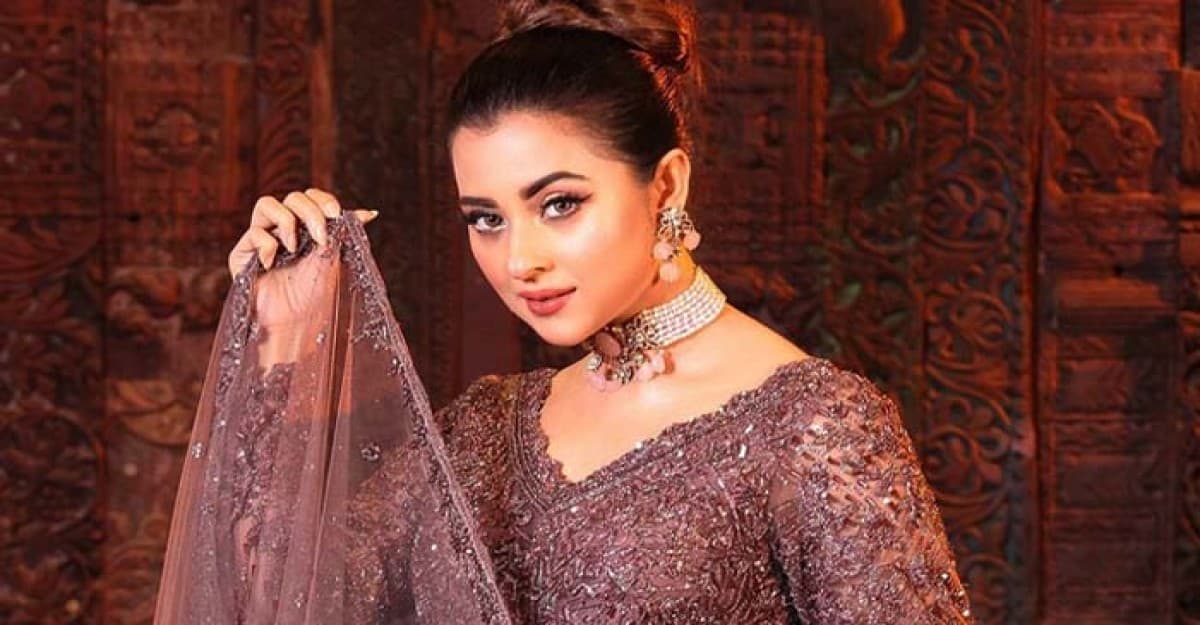 এবার নতুন পরিচয়ে ইন্ডাস্ট্রিতে : বুবলী
