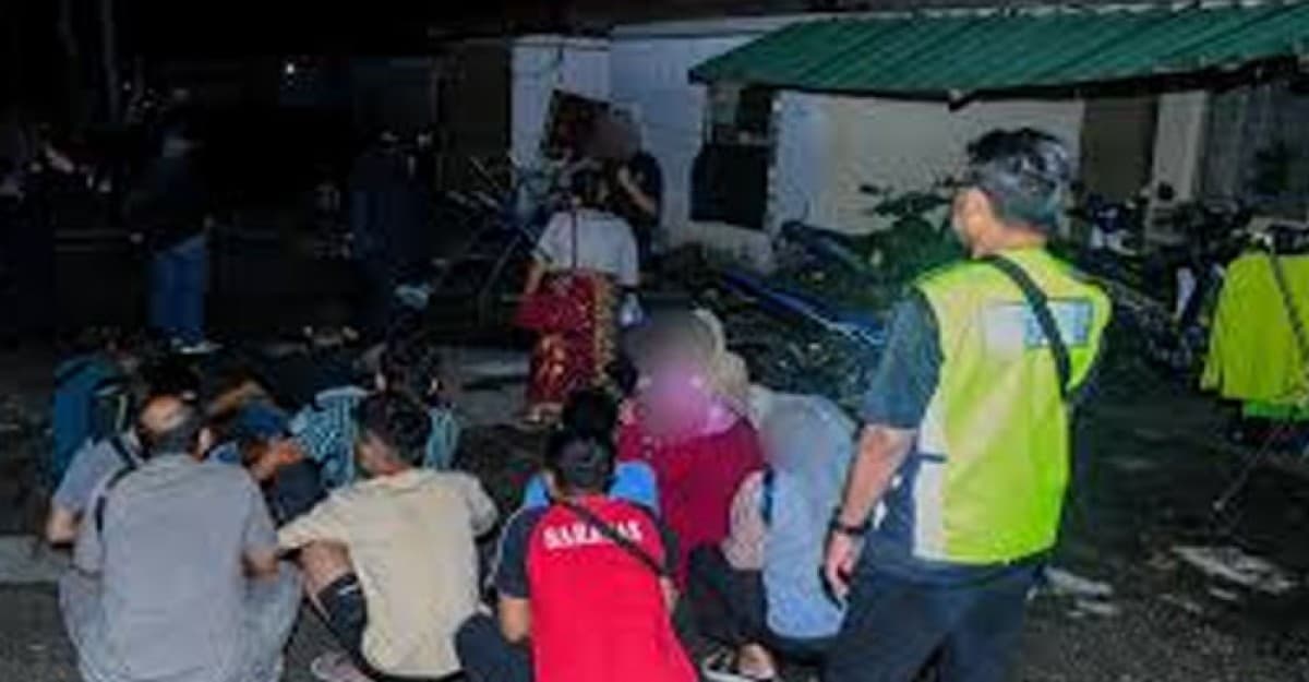 মালয়েশিয়ায় বাংলাদেশিসহ ৯৬ অভিবাসীকে গ্রেফতার
