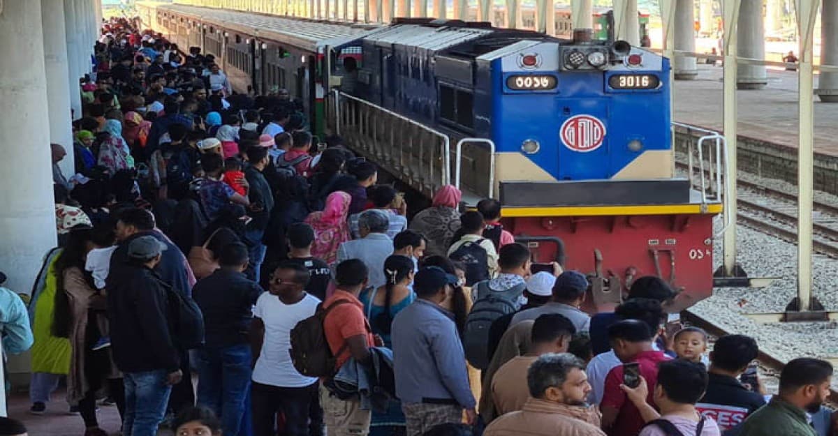 ঈদুল ফিতরে ট্রেনের অগ্রিম টিকিট বিক্রি শুরু ১৪ মার্চ