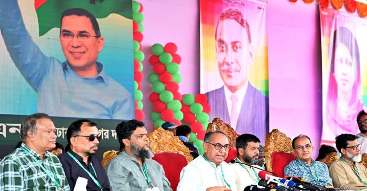 আওয়ামী লীগ ছদ্মবেশ পরিবর্তন করে চাঁদাবাজি করছে: মির্জা আব্বাস
