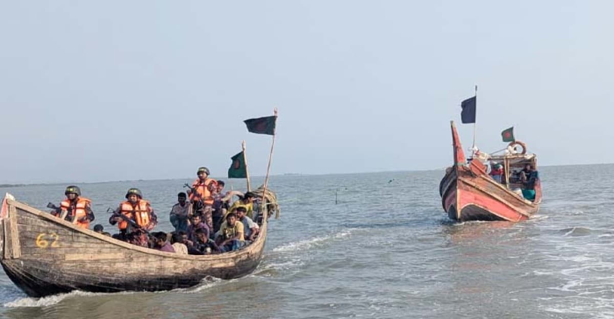 আরাকান আর্মির হাতে আটক রোহিঙ্গাসহ ২৬ জেলেকে ফেরত আনলো বিজিবি