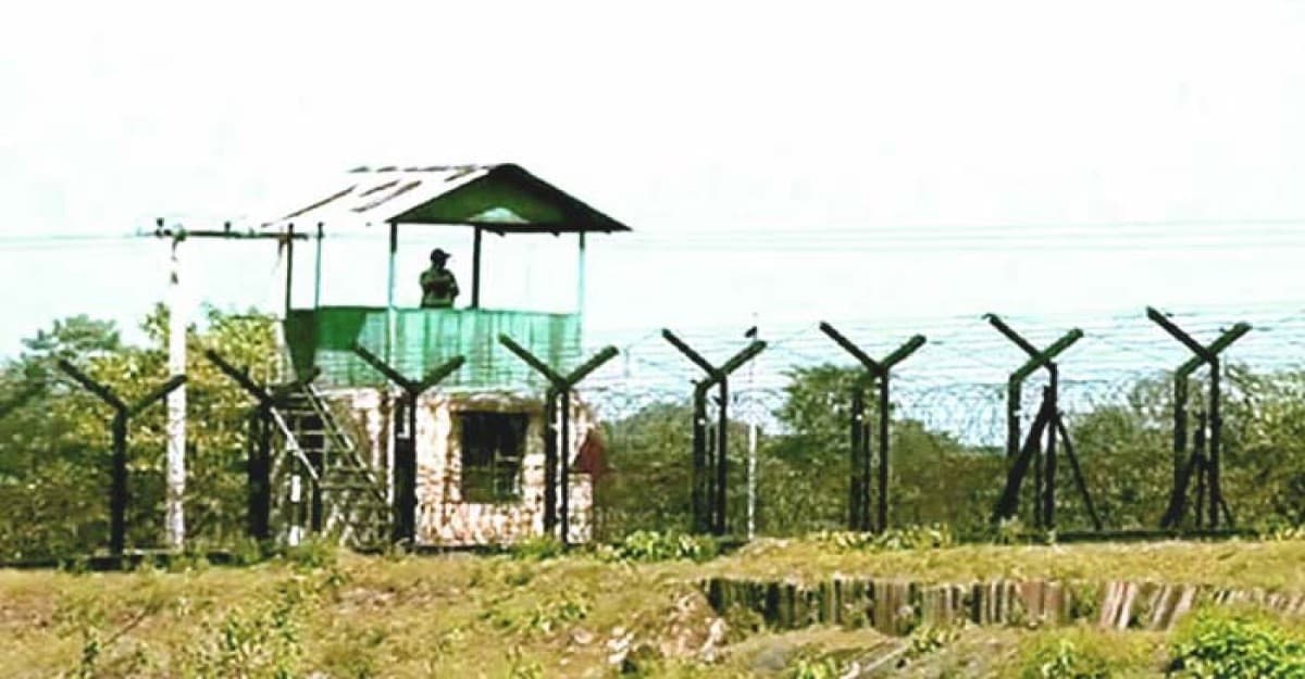 সিলেট সীমান্তে বিজিবির উপর চোরাকারবারিদের হামলা