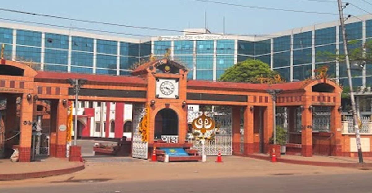 ঈদুল ফিতর উপলক্ষে ডিএমপির ট্রাফিক নির্দেশনা