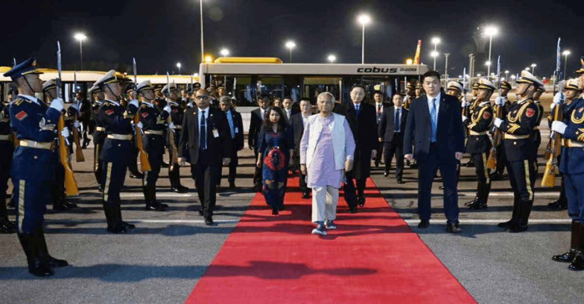চীন সফর শেষে দেশের পথে প্রধান উপদেষ্টা ড. ইউনূস
