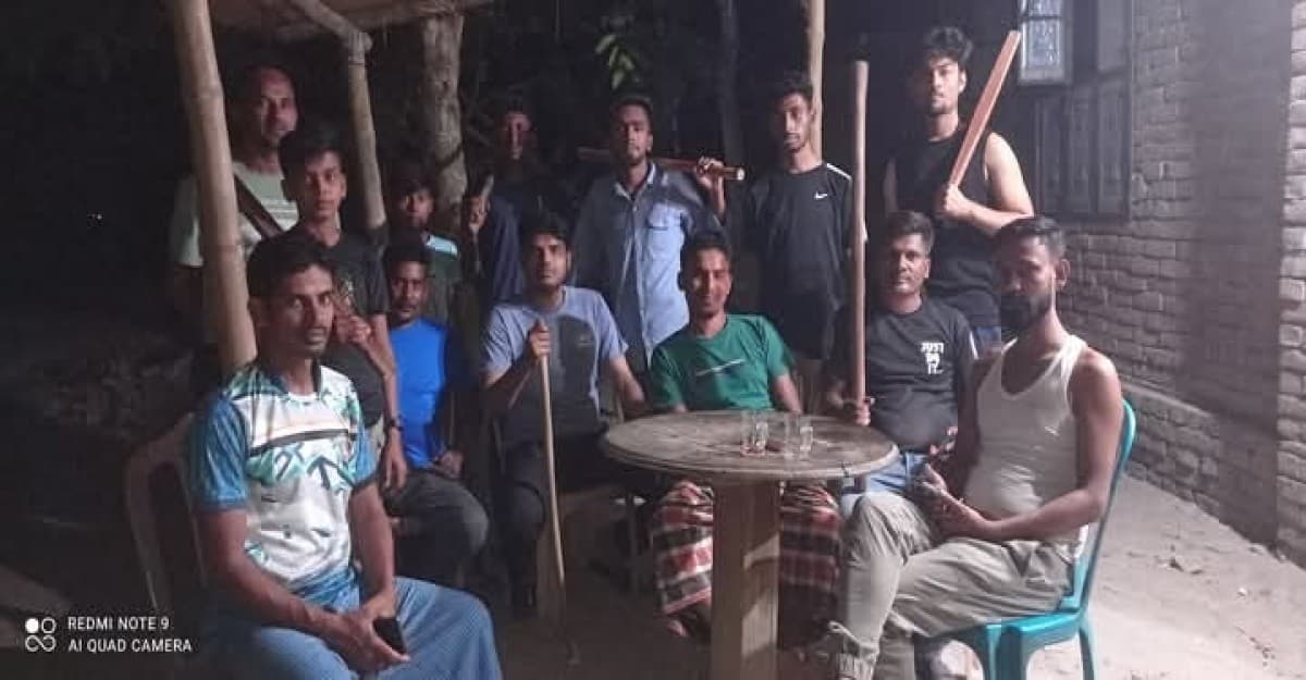 শ্রীপুরে ডাকাত আতঙ্কে নির্ঘুম রাত কাটলো এলাকাবাসীর