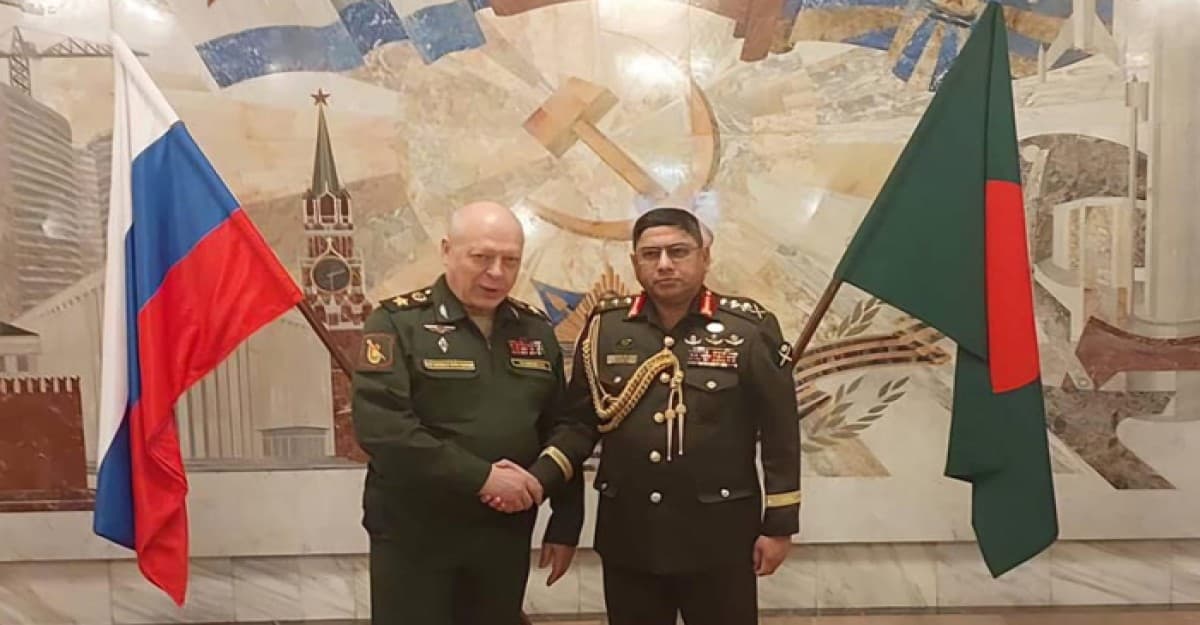 রাশিয়া-ক্রোয়েশিয়া সফর শেষে দেশে ফিরলেন সেনাপ্রধান