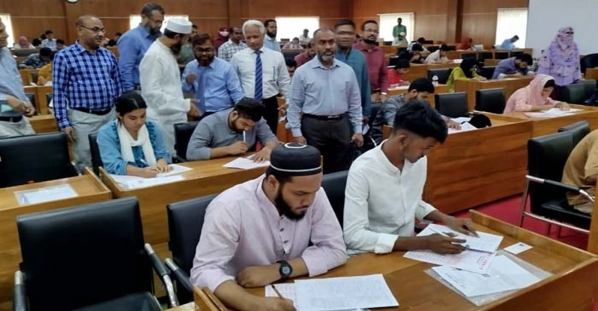 পবিপ্রবিতে কৃষি গুচ্ছের ভর্তি পরীক্ষা অনুষ্ঠিত