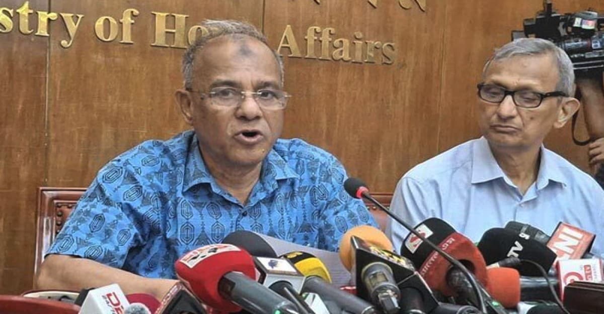 ৫ বছর ক্ষমতায় থাকা নিয়ে আমি কিছু বলিনি: স্বরাষ্ট্র উপদেষ্টা