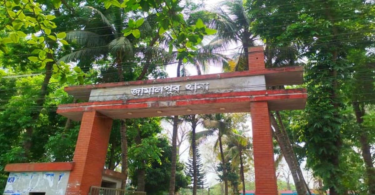 নেশার টাকা যোগাতে মাকে কুপিয়ে হত্যা