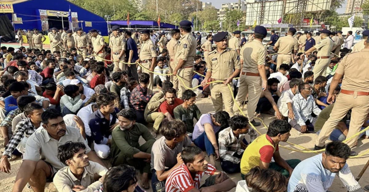 গুজরাটে ১ হাজারের বেশি বাংলাদেশি গ্রেফতার