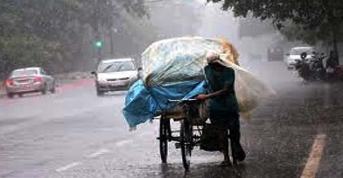 দেশজুড়ে বজ্রসহ বৃষ্টির আভাস