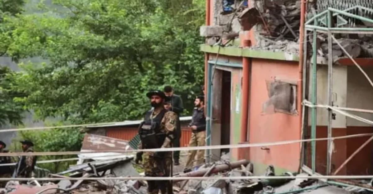 ভারতের হামলায় পাকিস্তানে নিহত বেড়ে ২৬