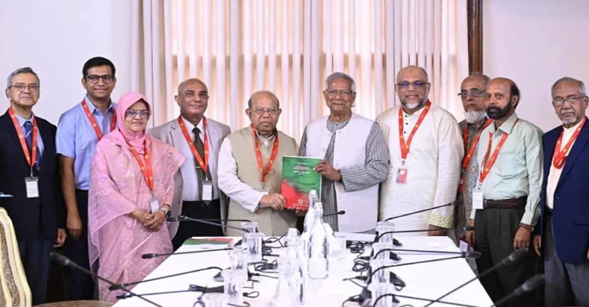 রোগীকে অপ্রয়োজনীয় ওষুধ-পরীক্ষা না দেওয়ার সুপারিশ: সংস্কার কমিশন