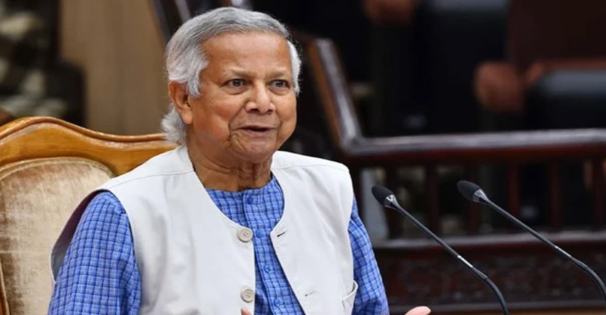 দেশের আইনশৃঙ্খলা নিয়ে উচ্চপর্যায়ের বৈঠক প্রধান উপদেষ্টার