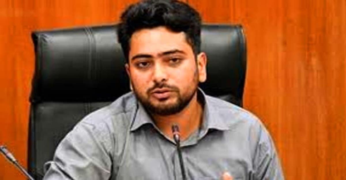 স্বৈরাচার উৎখাত হয়েছে, এবার নতুন দেশ গড়ার সংগ্রাম: নাহিদ ইসলাম