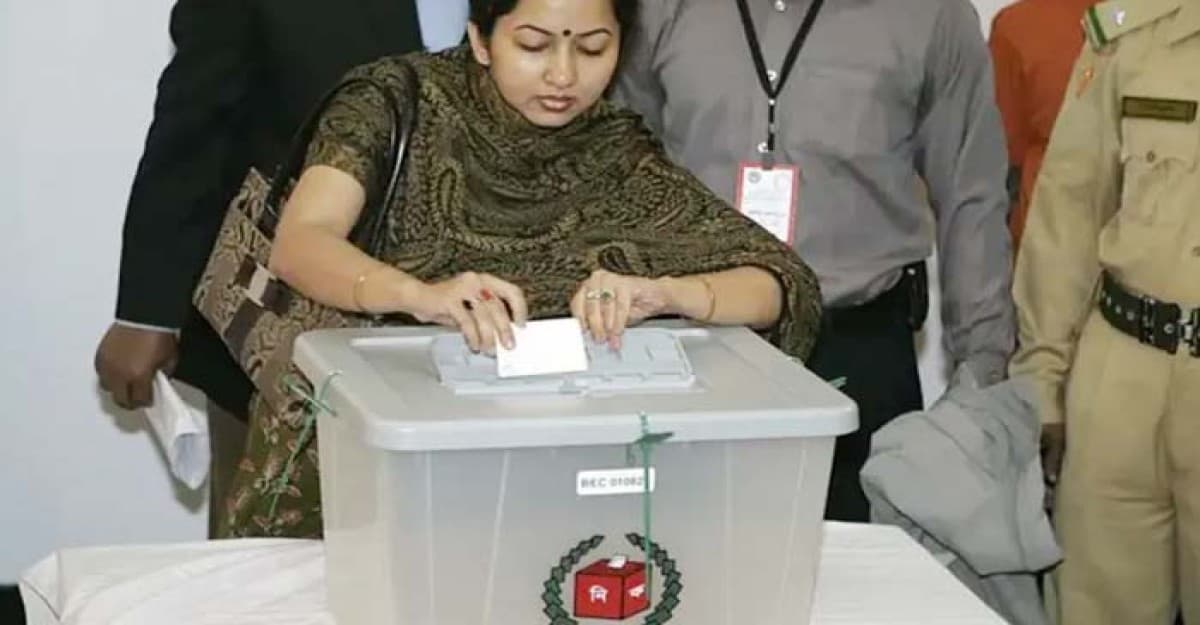 ভোটকক্ষে সাংবাদিকরা যা করতে পারবেন, যা পারবেন না