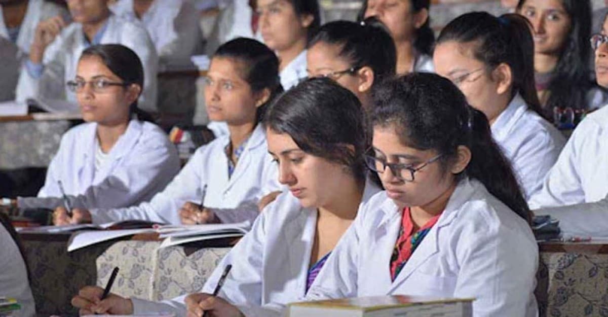 নেপালের প্রতিটি হাসপাতালে বাংলাদেশের গ্রাজুয়েট রয়েছেন: রাষ্ট্রদূত ঘনশ্যাম