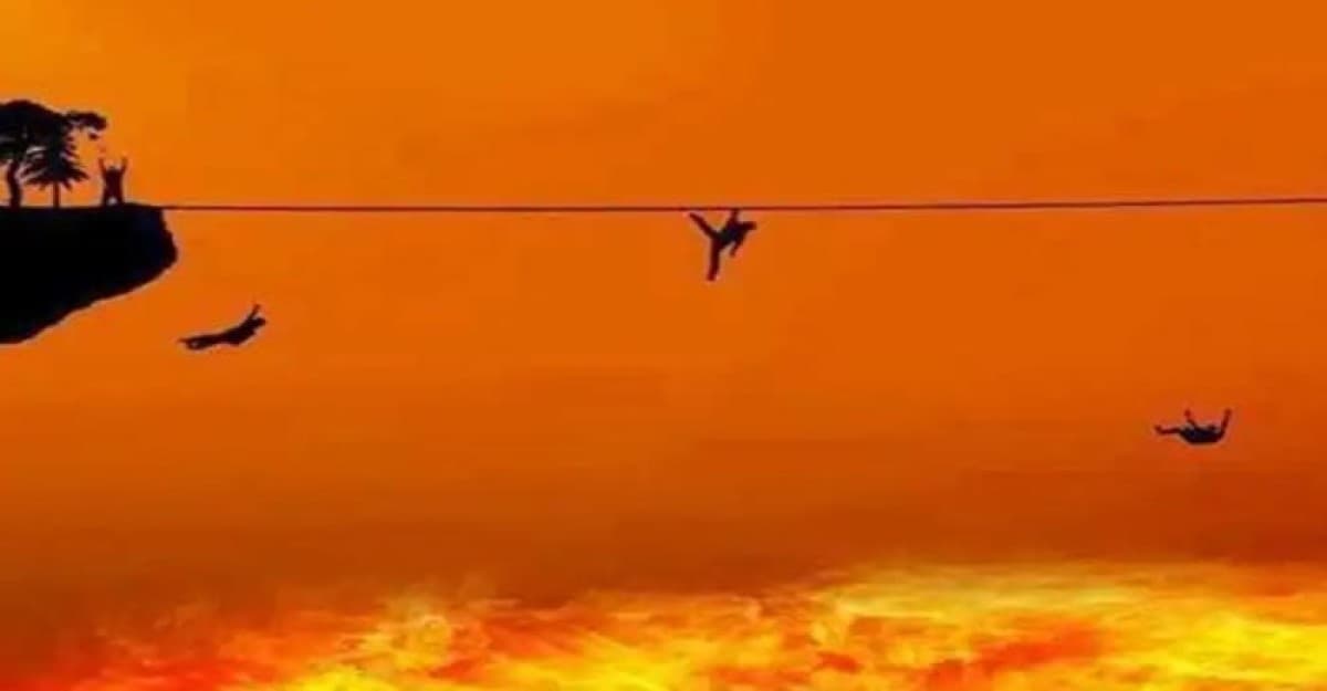 হাশরের দিন জাহান্নাম দেখার পর আল্লাহর কাছে যা বলবেন কাফেররা