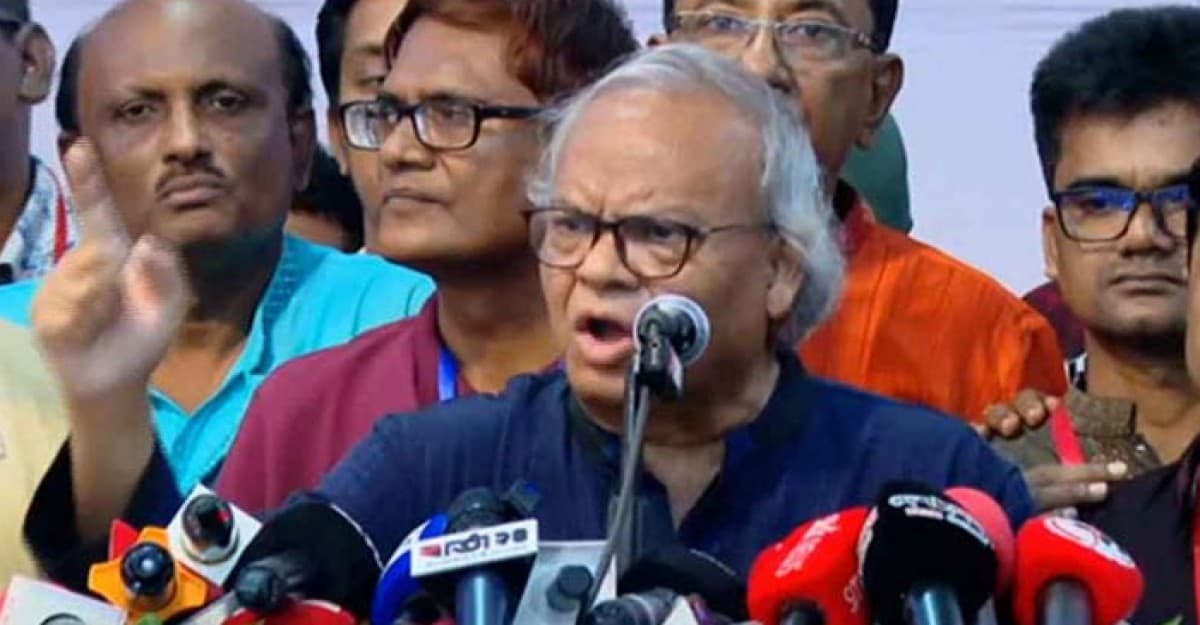 দেশে জায়গা হয়নি, কলকাতায় অফিস খুলে কার্যক্রম চালাচ্ছেন হাসিনা: রিজভী