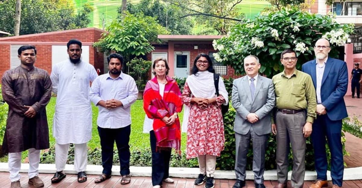 মার্কিন রাষ্ট্রদূতের সঙ্গে এনসিপির শীর্ষ নেতাদের ঘণ্টাব্যাপী বৈঠক