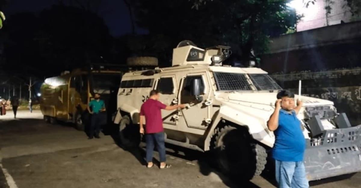 ১৫ আগস্টকে কেন্দ্র করে নিরাপত্তার চাদরে ধানমন্ডি ৩২