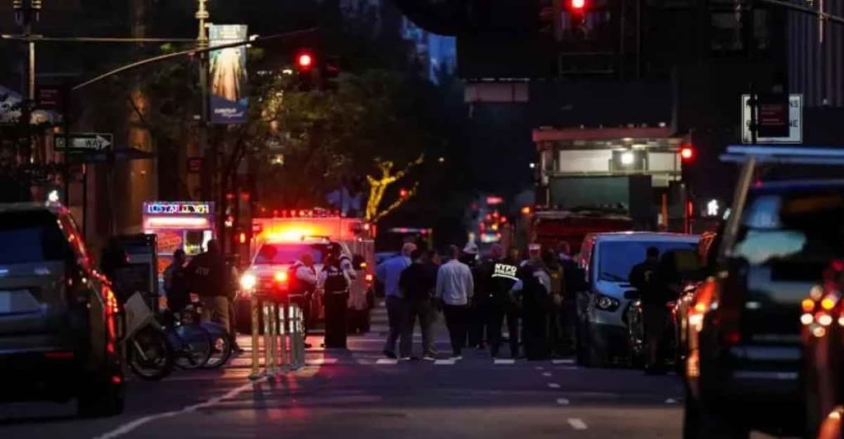 নিউইয়র্কের ক্লাবে গুলিবর্ষণ, নিহত ৩