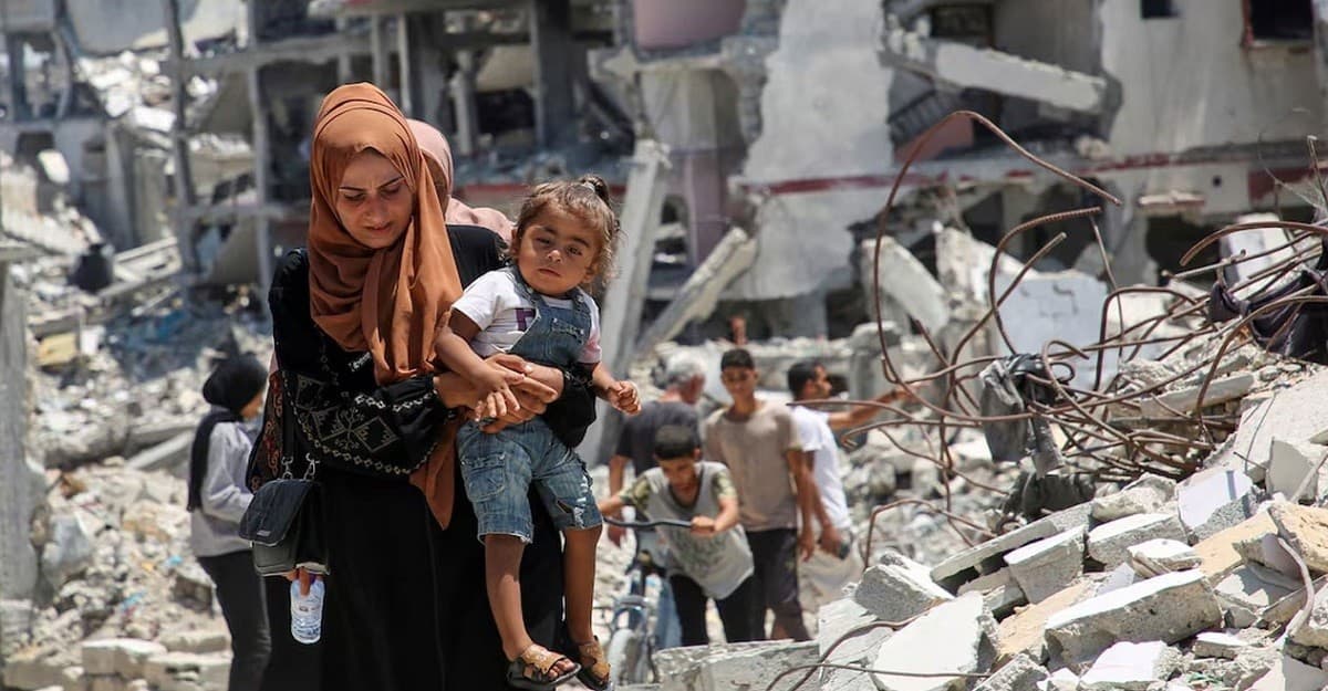 গাজায় ইসরায়েলি হামলায় নিহতের সংখ্যা ৬২ হাজার ছাড়াল