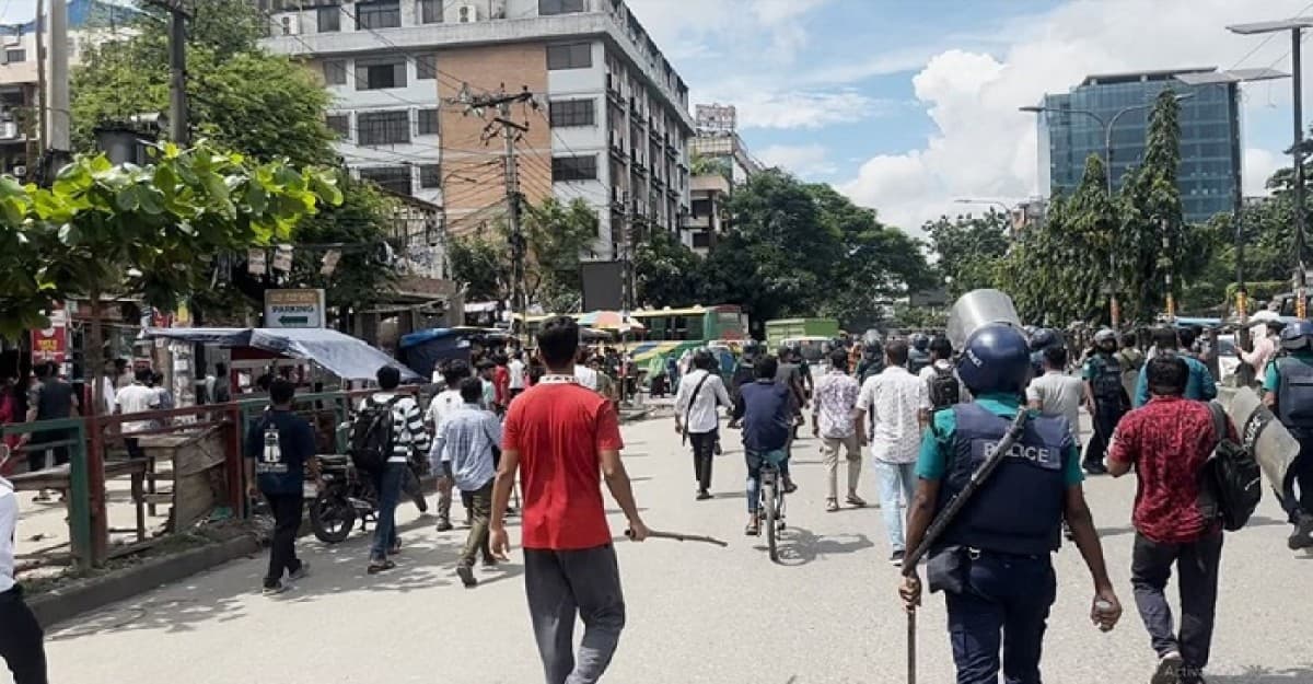 ঢাকা কলেজ-সিটি কলেজ শিক্ষার্থীদের সংঘর্ষে আহত ২