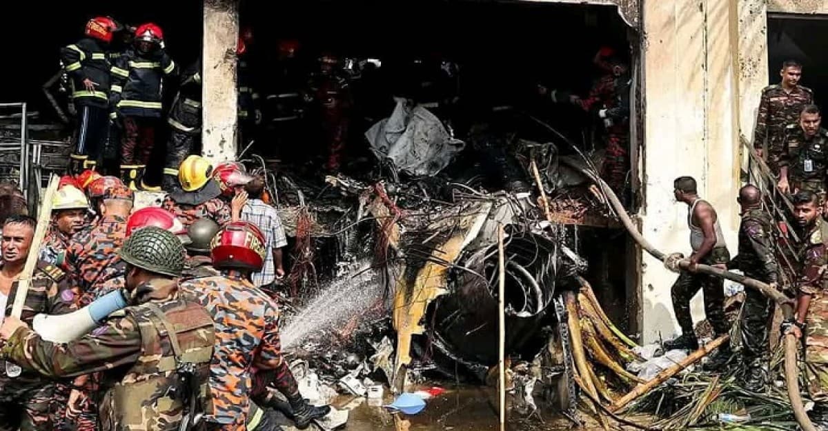 মাইলস্টোন ট্র্যাজেডি: এক মাস লড়াইয়ের পর মারা গেল শিক্ষার্থী তাসনিয়া