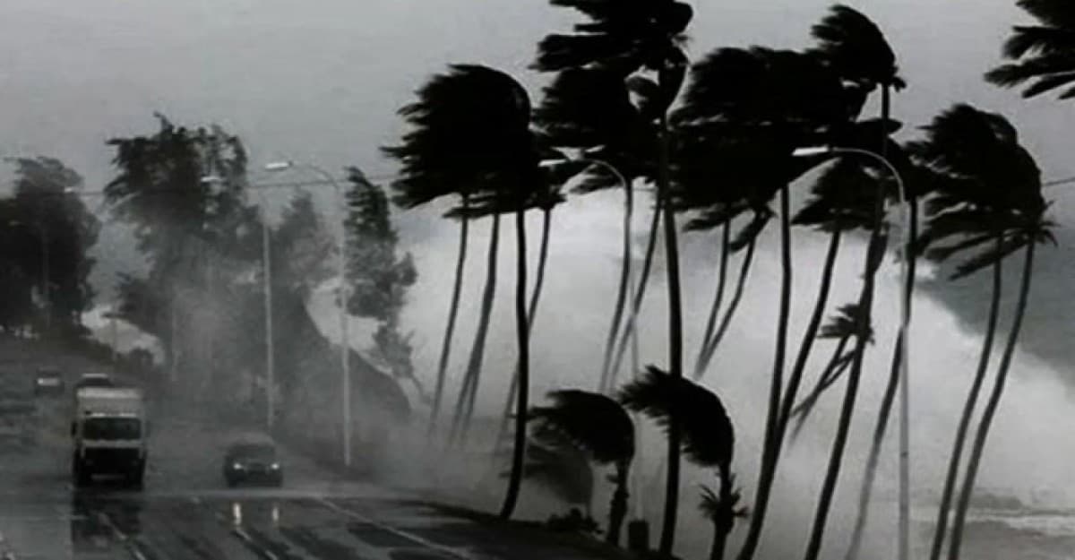 সমুদ্রবন্দরে সতর্ক সংকেত, ৭ জেলায় ঝড়-বজ্রবৃষ্টির আভাস