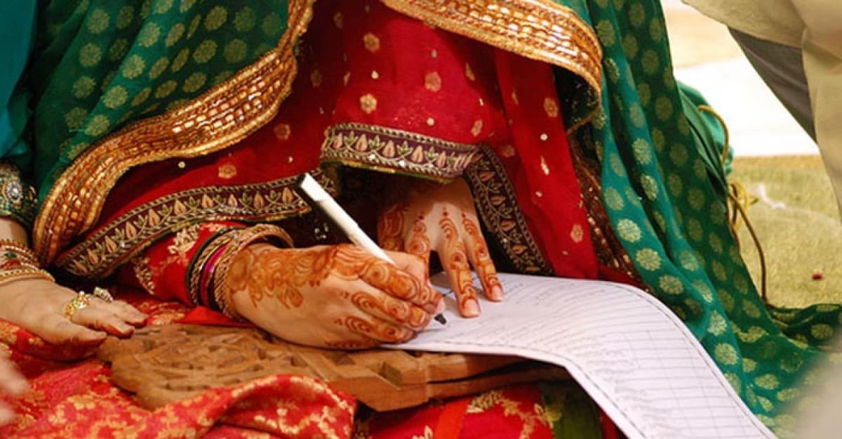 ধর্মের বিধানে সন্তানকে তার ইচ্ছের বিরুদ্ধে বিয়ে দেওয়া কি জায়েজ