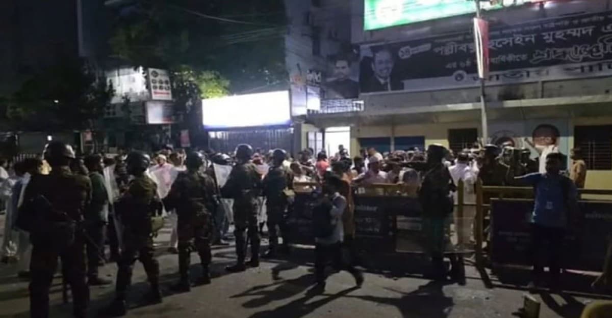 ‘জয় বাংলা স্লোগান দিয়ে হামলা করেছে জাতীয় পার্টি’