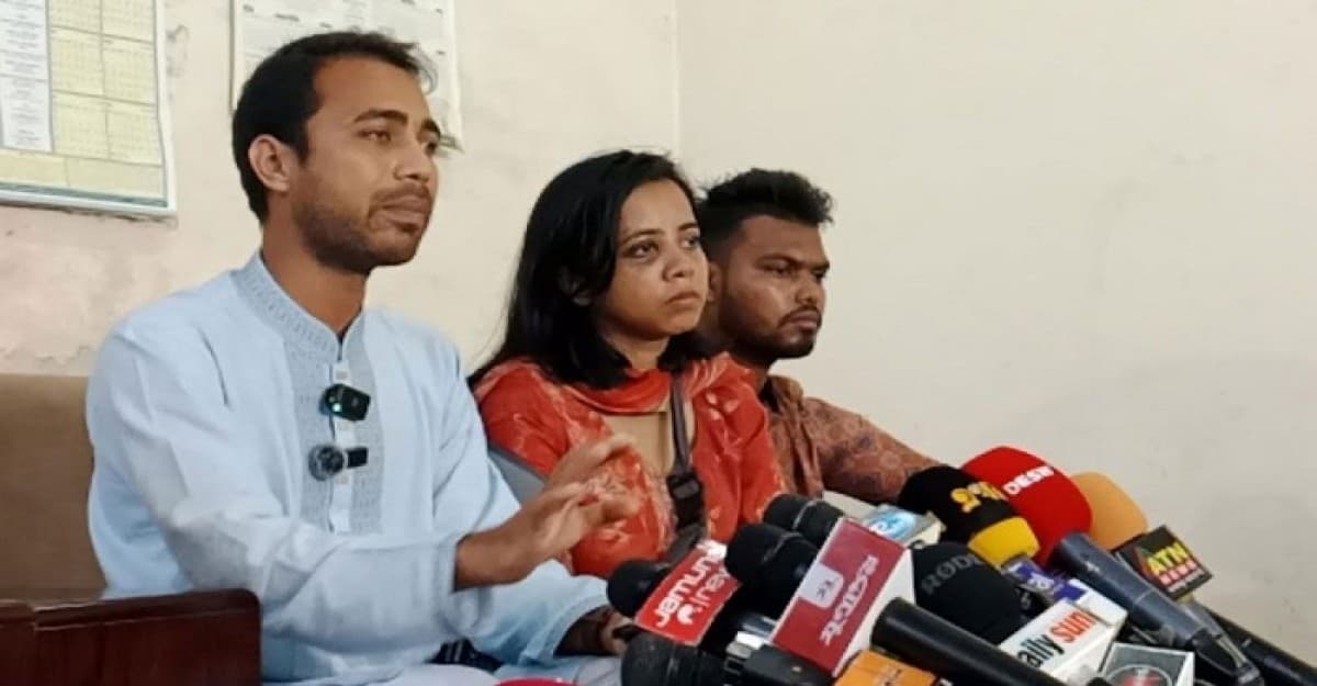 “জামায়াতের প্রতিষ্ঠানের ব্যালট দিয়ে কেন নির্বাচন অনুষ্ঠিত হচ্ছে?”