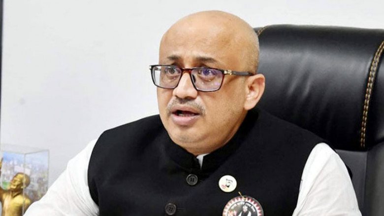 ডা. মুরাদের বিরুদ্ধে বিরুদ্ধে পঞ্চগড়ে মামলা