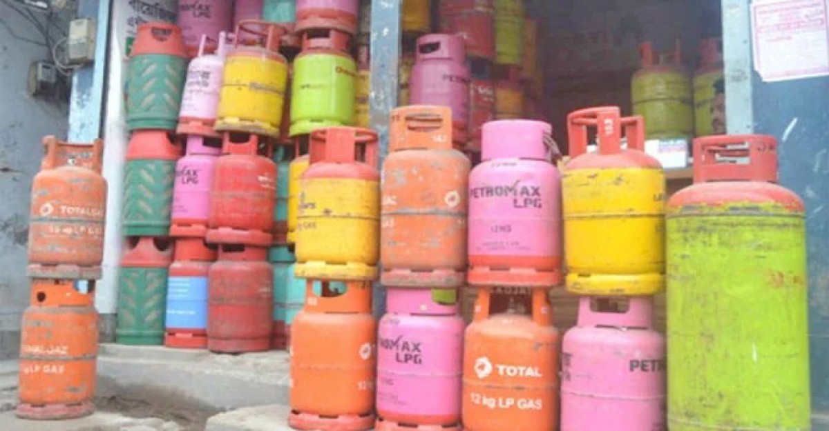দাম কমছে এলপি গ্যাসের