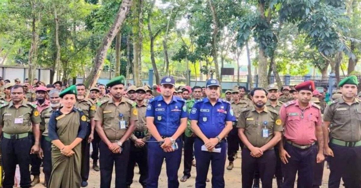 পর্যটকদের নিরাপত্তার দিতে প্রস্তুত আইনশৃঙ্খলা বাহিনী