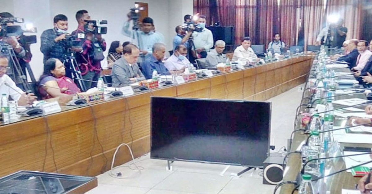 সাবেক ইসিদের নিয়ে বৈঠকে সিইসি