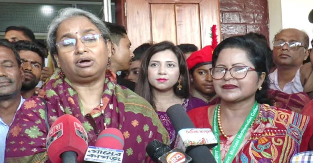দেশের মানুষ শান্তি চায়: শিক্ষামন্ত্রী