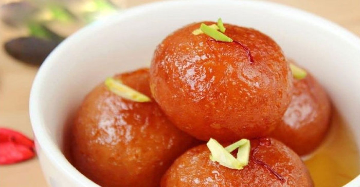 তৈরি করুন সুস্বাদু গোলাপজাম