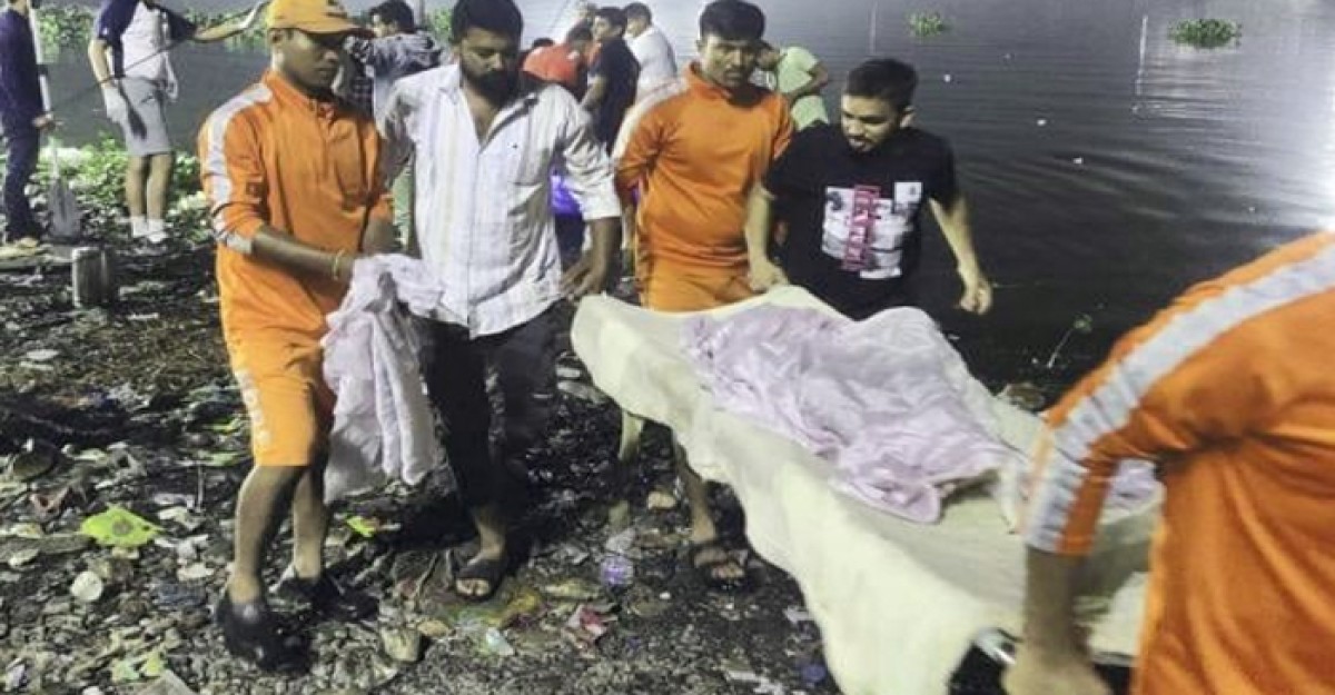 গুজরাটে ঝুলন্ত সেতু ভাঙা ঘটনায় ৯ জন গ্রেফতার