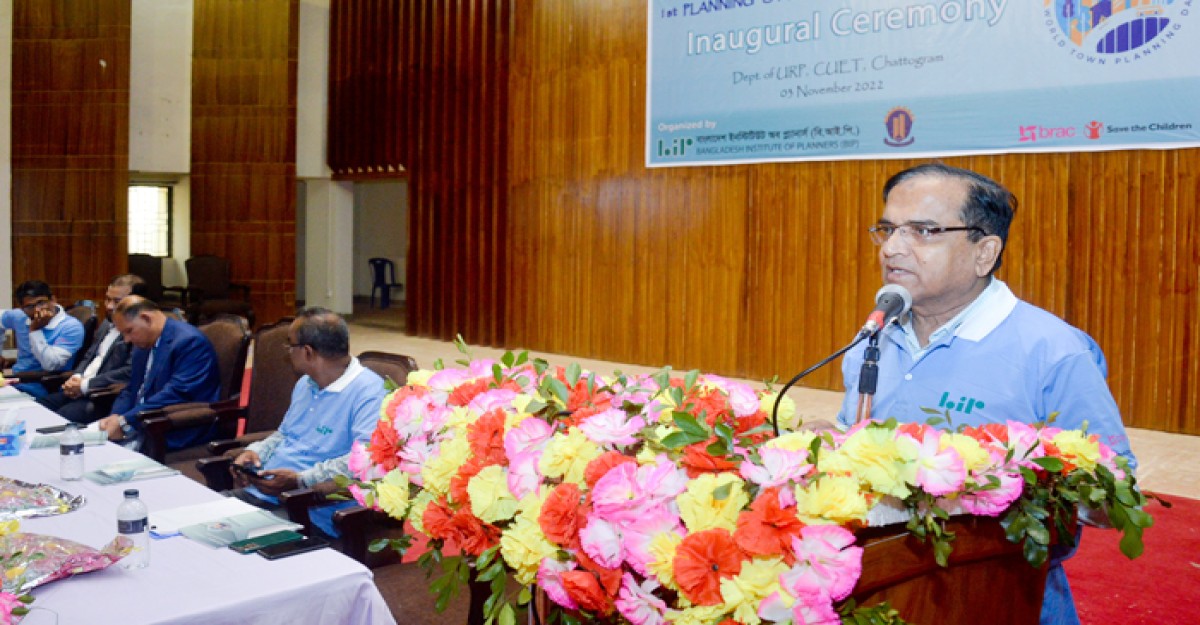 স্মার্ট বাংলাদেশ বিনির্মাণে টেকসই পরিকল্পনাকে গুরুত্ব দিতে হবে: চুয়েট ভিসি