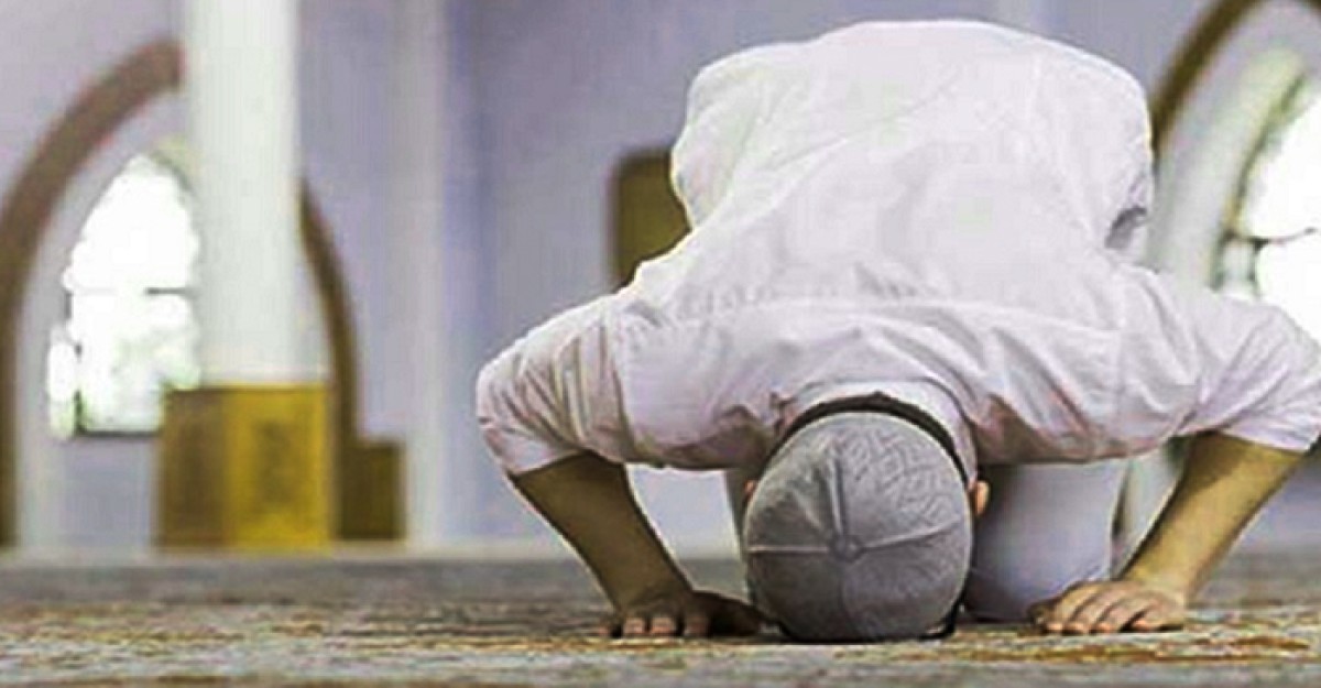 নামাজরত অবস্থায় যুবকের মৃত্যু