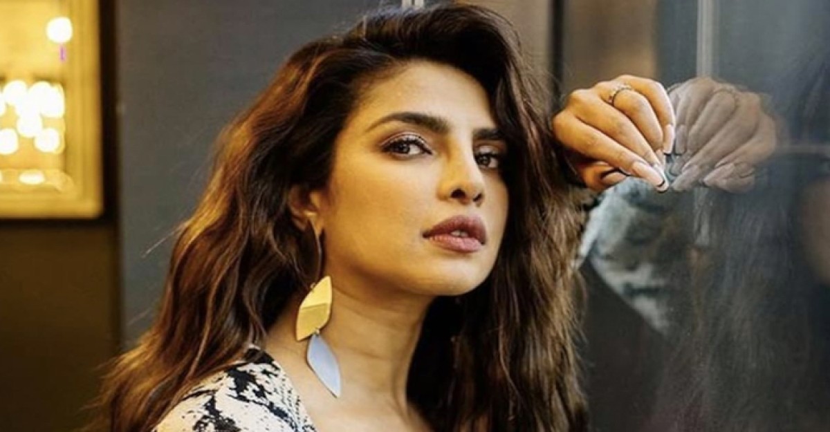 লখনউতে ঢুকতে পারবেন না প্রিয়ঙ্কা চোপড়া!