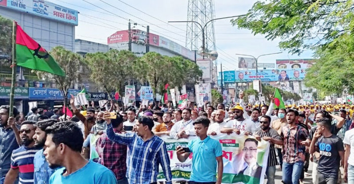 জনস্রোতে নেমেছে সিলেটের আলিয়া মাঠে
