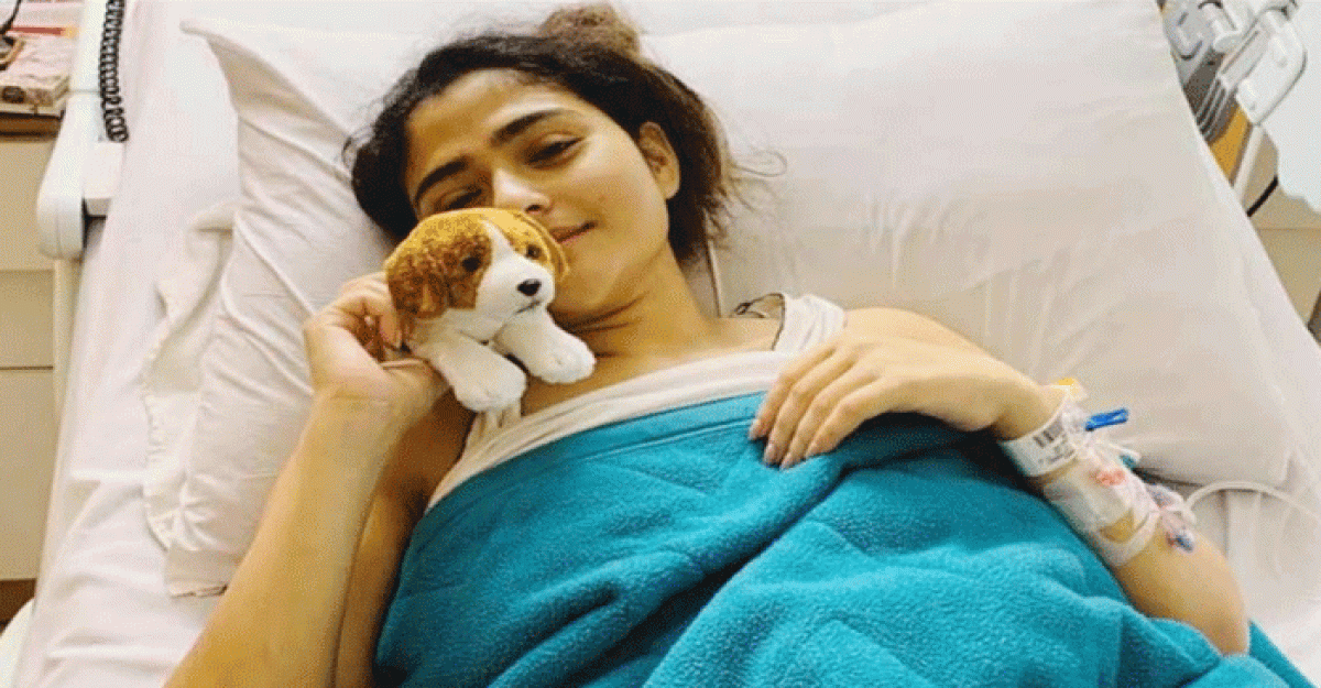 রাতে ১০ বার হার্ট অ্যাটাক, অতি-সঙ্কটজনক অভিনেত্রী