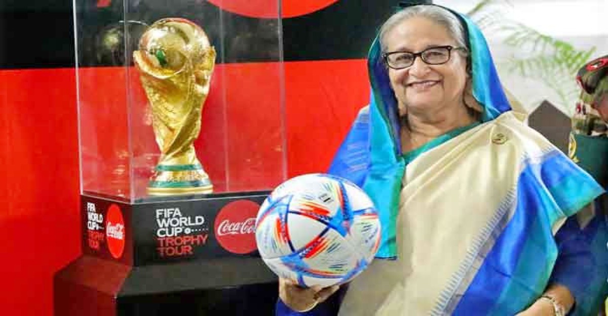 সময় পেলেই খেলা দেখি: প্রধানমন্ত্রী