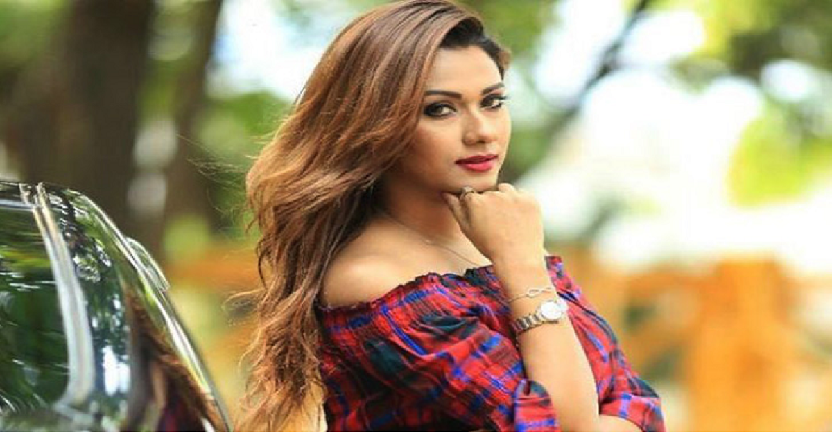 আইটেম গান দিয়ে ফিরছেন ববি